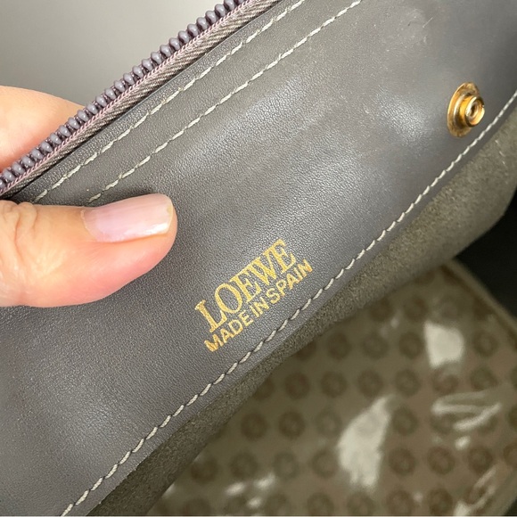 Vintage Loewe Gray Leather Top Handle Purse w/ COA - made in Spain 🇪🇸 - Picture 7 of 16